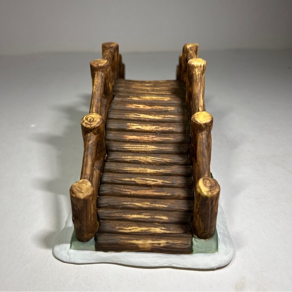 Vtg 2001 Santas Workbench 8”x3” Porcelain Bridge Snow Scene Christmas w/Box - Picture 7 of 13